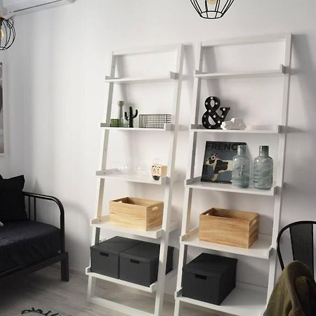 2 Bdr / Cozy Ap Near Old Town Apartment บูคาเรสต์ ภายนอก รูปภาพ