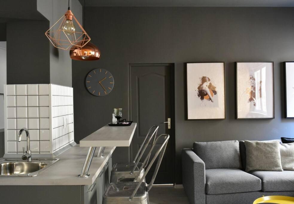 2 Bdr / Cozy Ap Near Old Town Apartment บูคาเรสต์ ภายนอก รูปภาพ