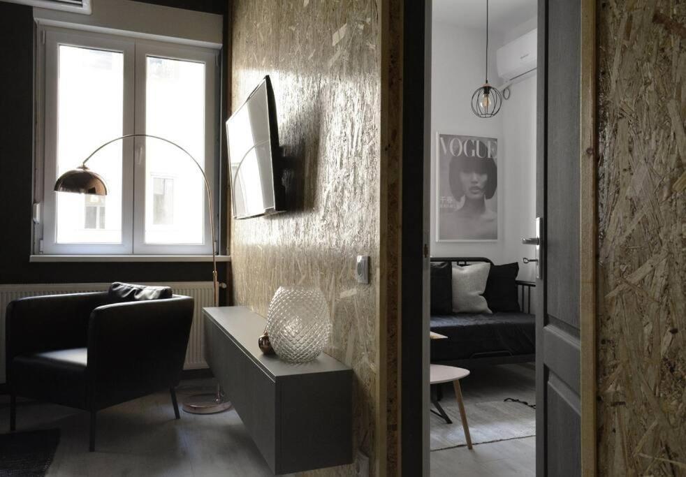 2 Bdr / Cozy Ap Near Old Town Apartment บูคาเรสต์ ภายนอก รูปภาพ